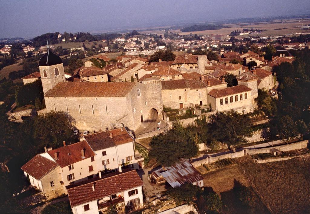 Hostellerie du Vieux Pérouges Exterior foto